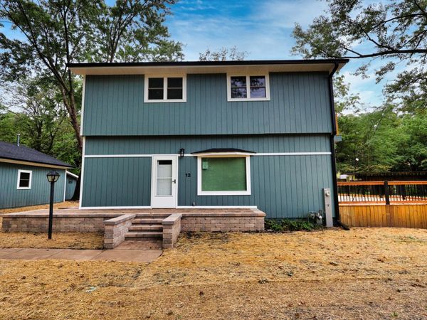 12 N Adams Street, Oswego, IL 60543