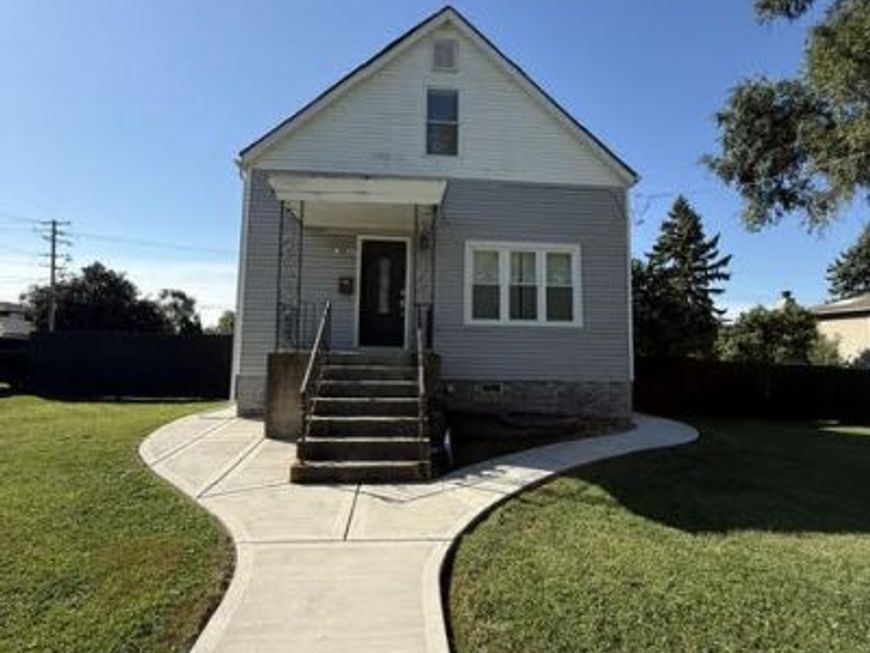 Main Photo