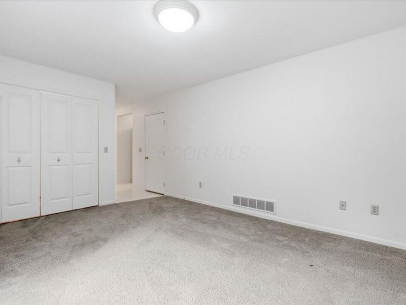 209 E Brooklyn Street, Gambier, OH 43022 Photo 16