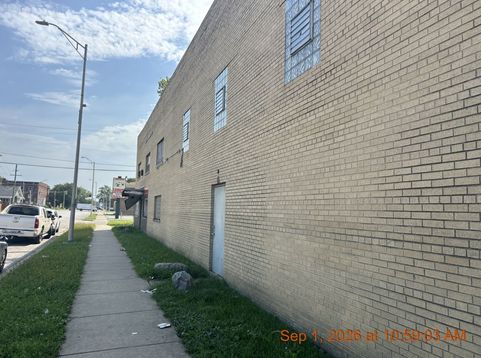 Main Photo