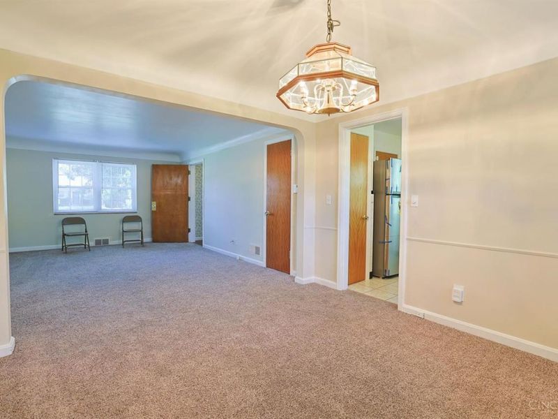 5631 Colerain Avenue, Cincinnati, OH 45239 Photo 12