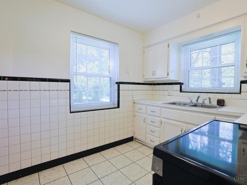5631 Colerain Avenue, Cincinnati, OH 45239 Photo 13