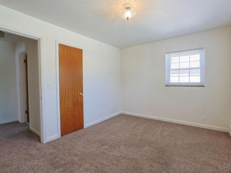 5631 Colerain Avenue, Cincinnati, OH 45239 Photo 22