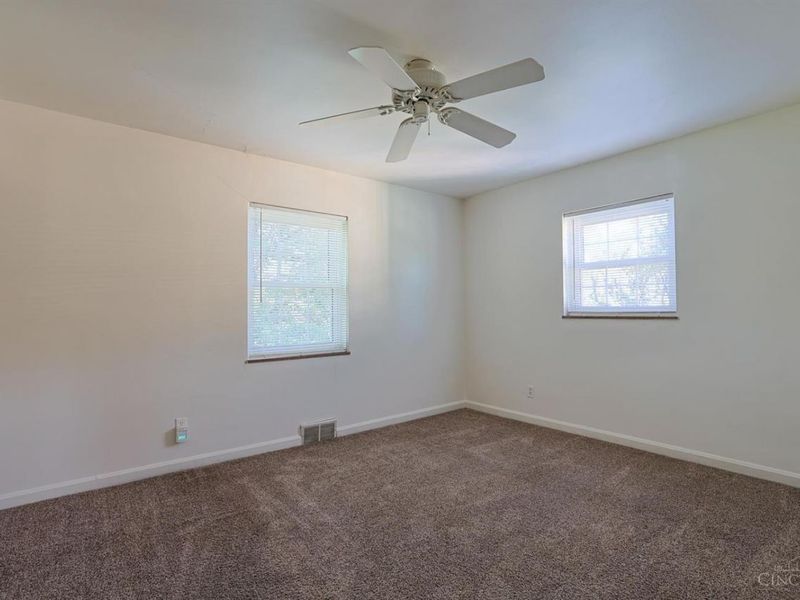 5631 Colerain Avenue, Cincinnati, OH 45239 Photo 23