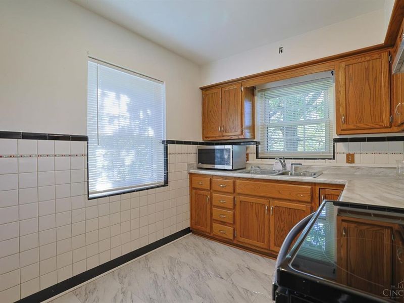 5631 Colerain Avenue, Cincinnati, OH 45239 Photo 37