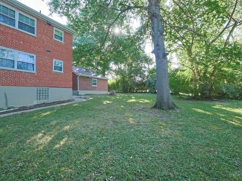 5631 Colerain Avenue, Cincinnati, OH 45239 Photo 44