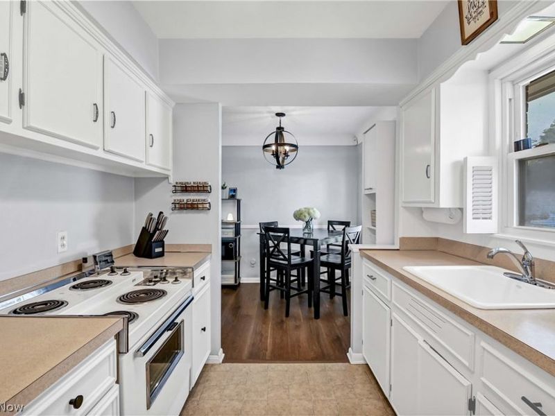 3227 W 153rd Street, Cleveland, OH 44111 Photo 3