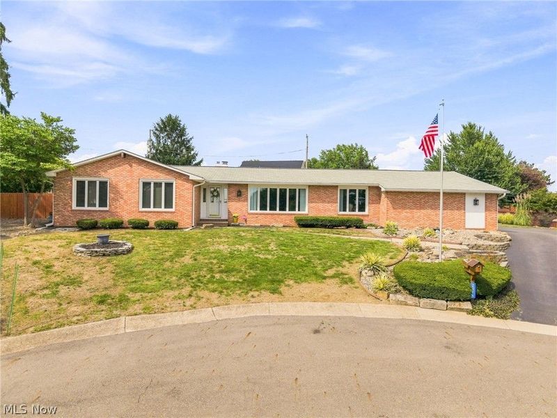 2215 Tamarack Circle NE, Canton, OH 44721 Photo 1