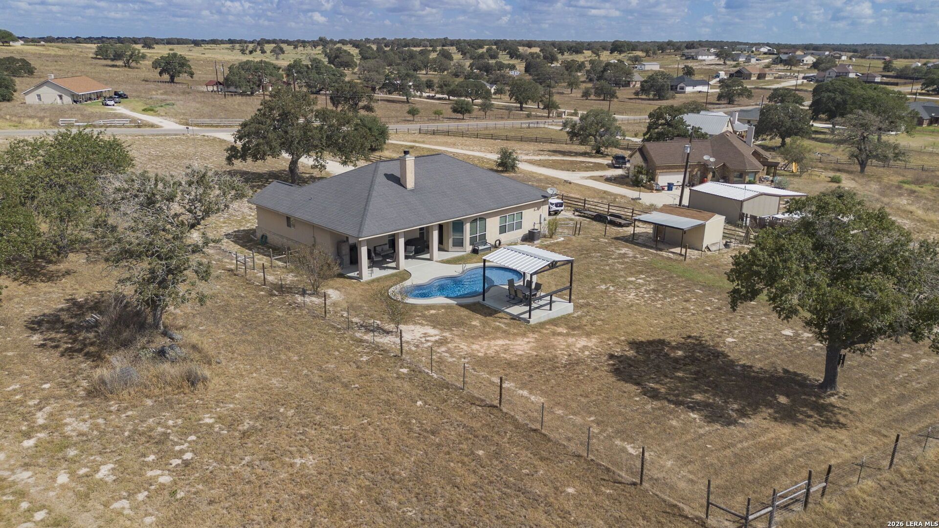 708 Lake Valley Dr, La Vernia, TX 78121 Main Photo