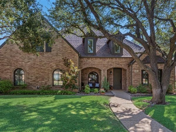 6813 Vista Ridge Drive E, Fort Worth, TX 76132