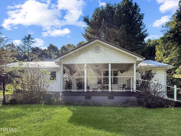 426 Shoun Street, Mountain City, TN 37683