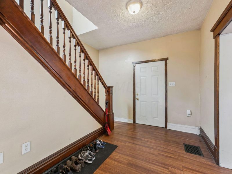 422 Chittenden Avenue, Columbus, OH 43201 Photo 6