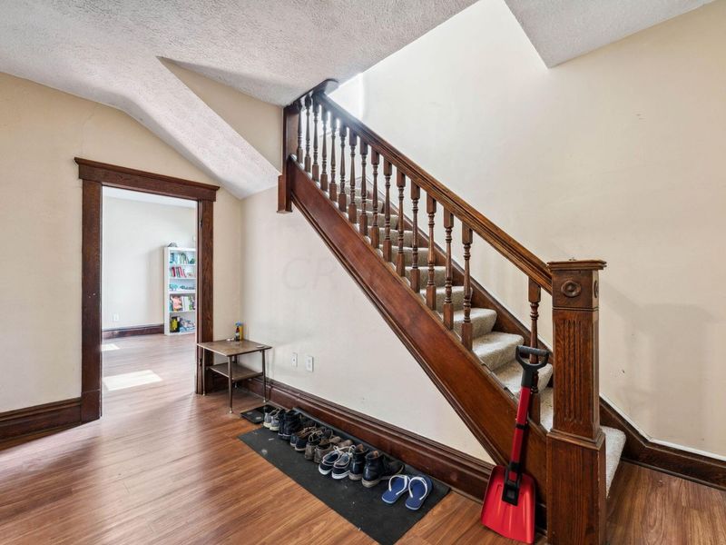 422 Chittenden Avenue, Columbus, OH 43201 Photo 7