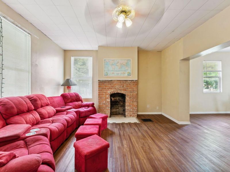 422 Chittenden Avenue, Columbus, OH 43201 Photo 9