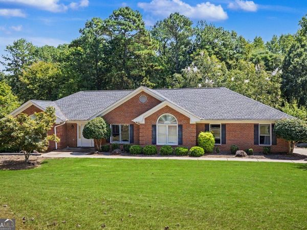 502 Wedgepark Drive, Mcdonough, GA 30252