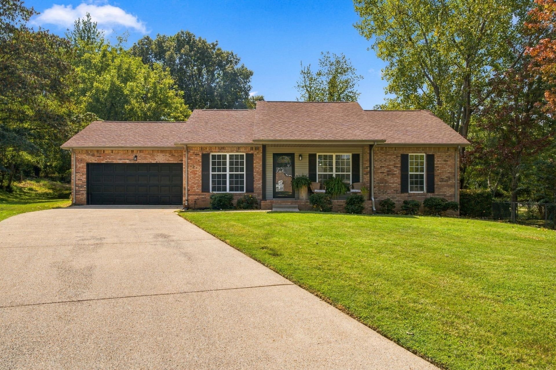3172 Stag Ct Clarksville, TN 37043