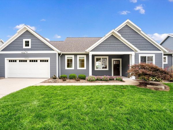 1043 Castlebay Way, Hudsonville, MI 49426