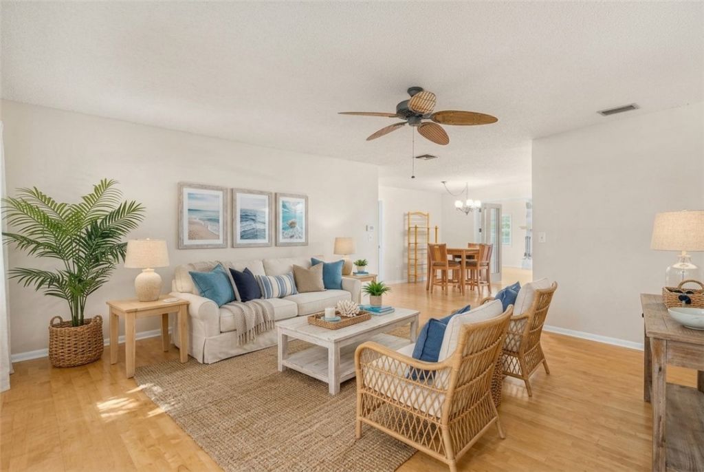462 Carnival Terrace , Sebastian, FL 32958 Photo