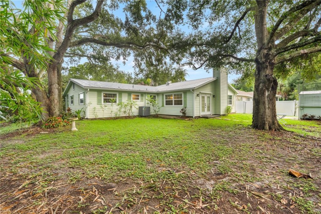 462 Carnival Terrace , Sebastian, FL 32958 Photo