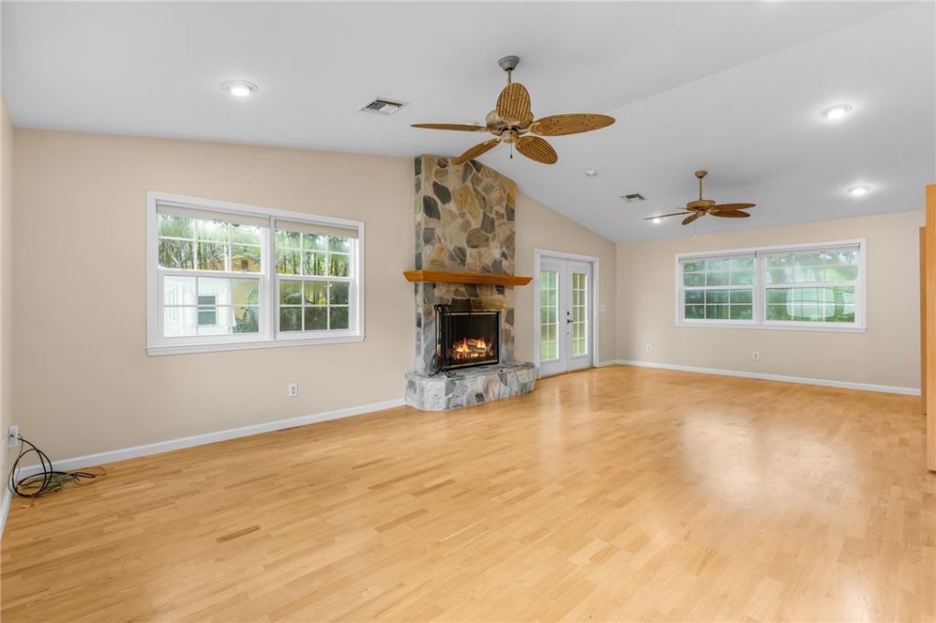462 Carnival Terrace , Sebastian, FL 32958 Photo