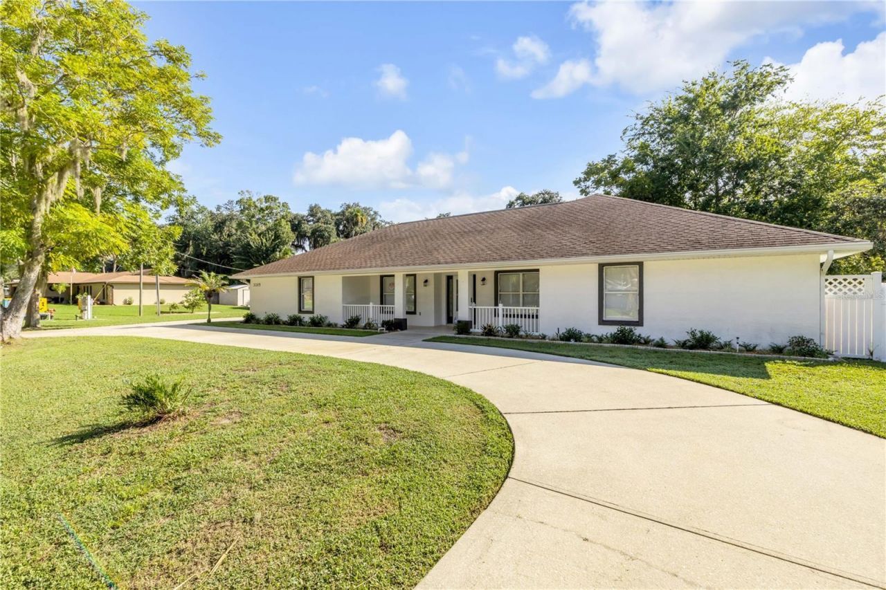 3205 Mango Tree Drive, Edgewater, FL 32141 Photo