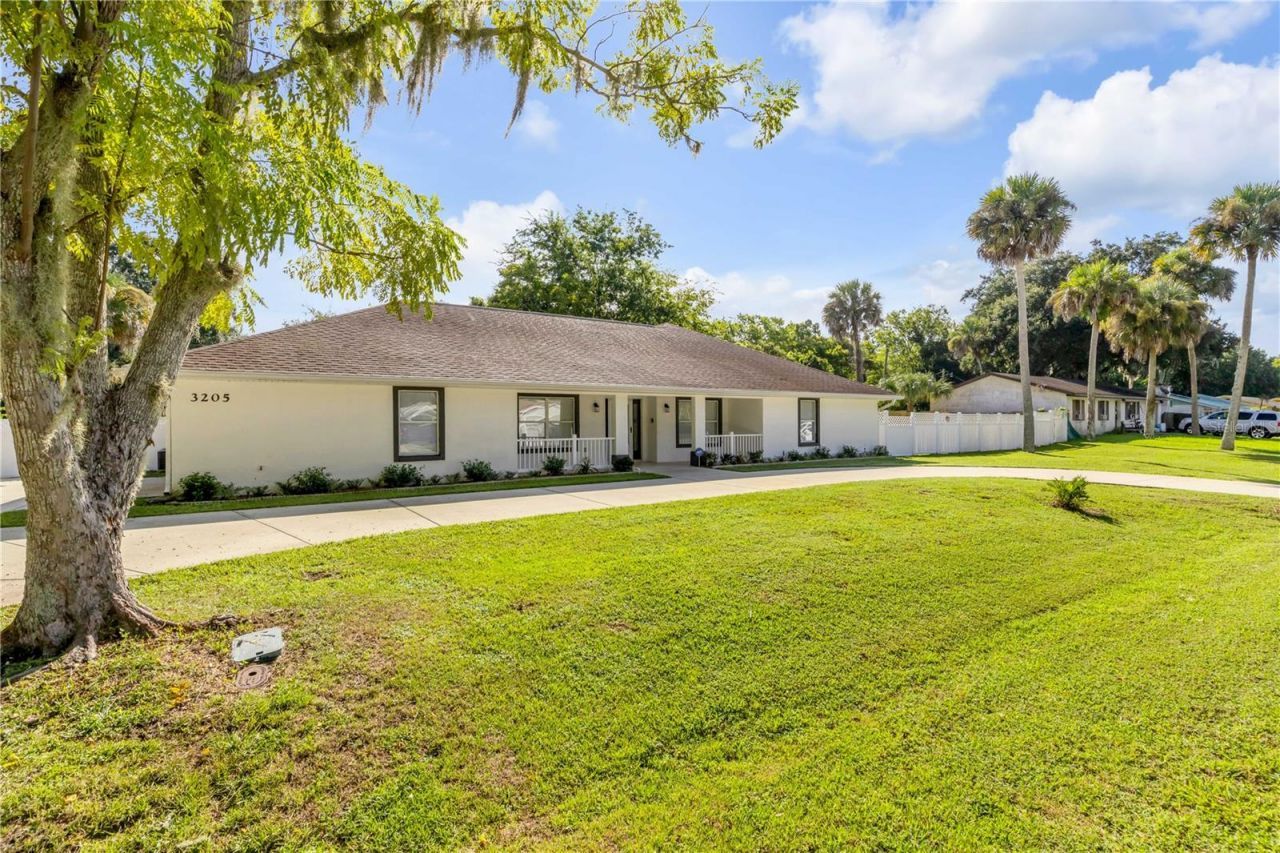 3205 Mango Tree Drive, Edgewater, FL 32141 Photo