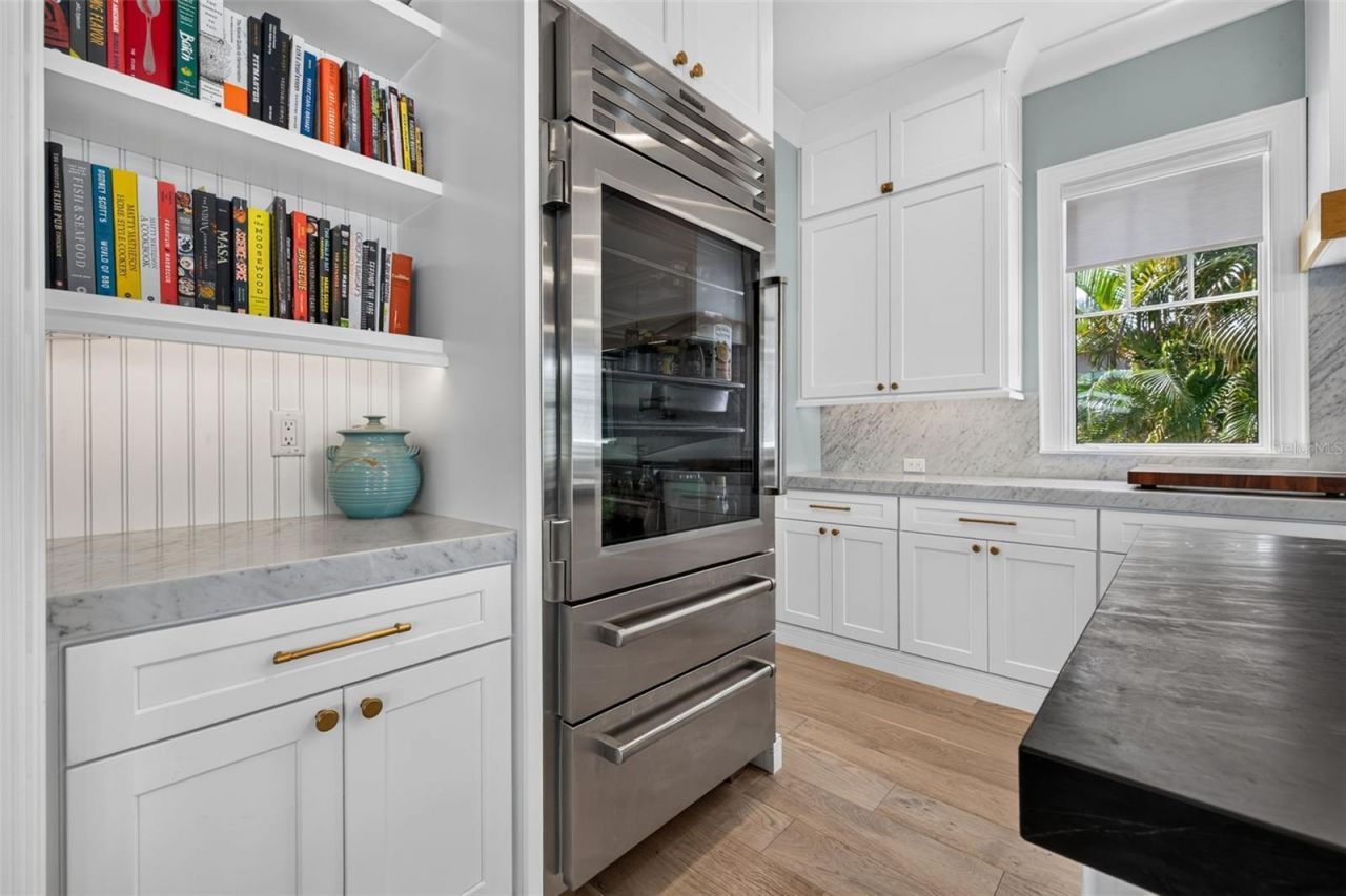 239 39th Avenue Ne, Saint Petersburg, FL 33703 Photo