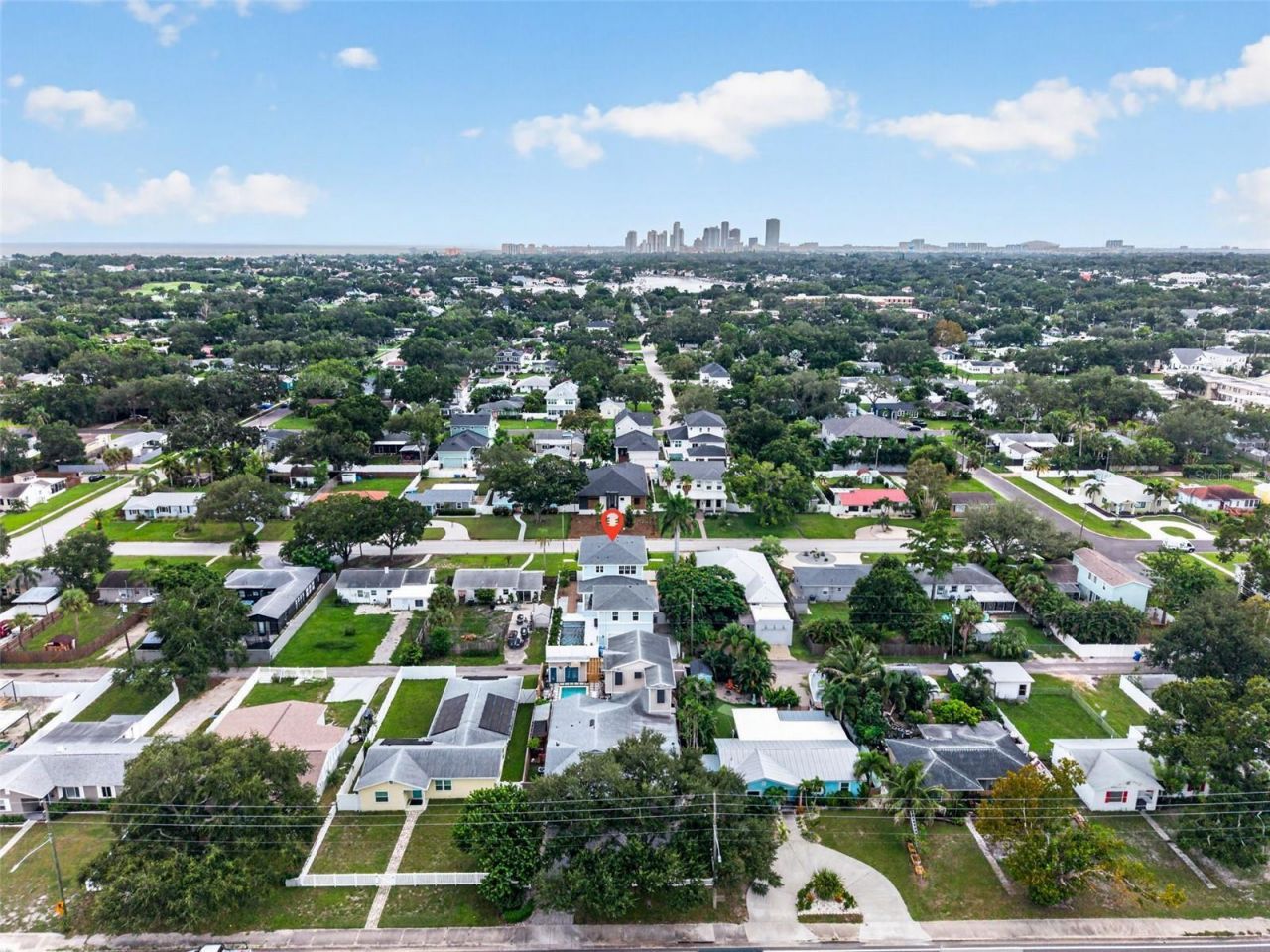 239 39th Avenue Ne, Saint Petersburg, FL 33703 Photo