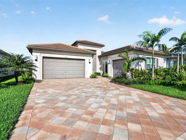 12046 SW Laguna Bay Pkwy, Port St. Lucie, FL 34987