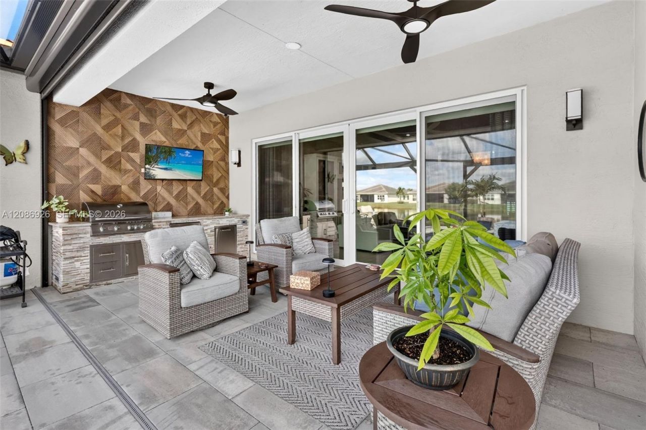 12046 SW Laguna Bay Pkwy, Port Saint Lucie, FL 34987 Photo