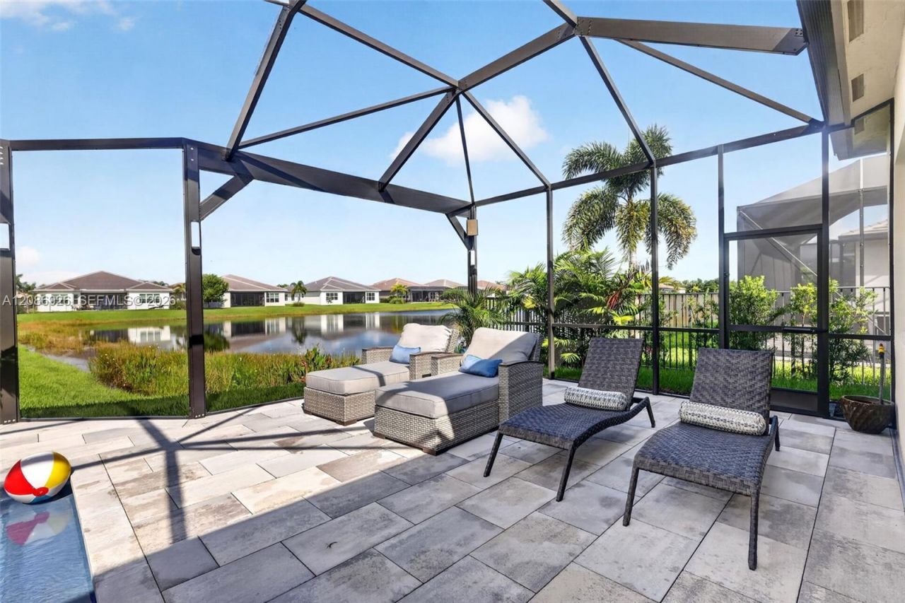 12046 SW Laguna Bay Pkwy, Port Saint Lucie, FL 34987 Photo