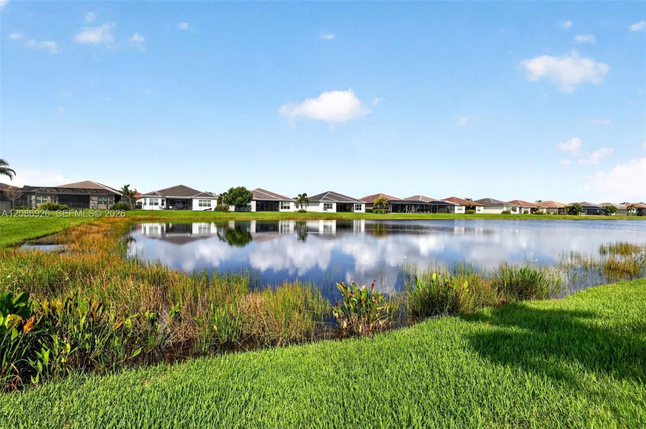 12046 SW Laguna Bay Pkwy, Port Saint Lucie, FL 34987 Photo