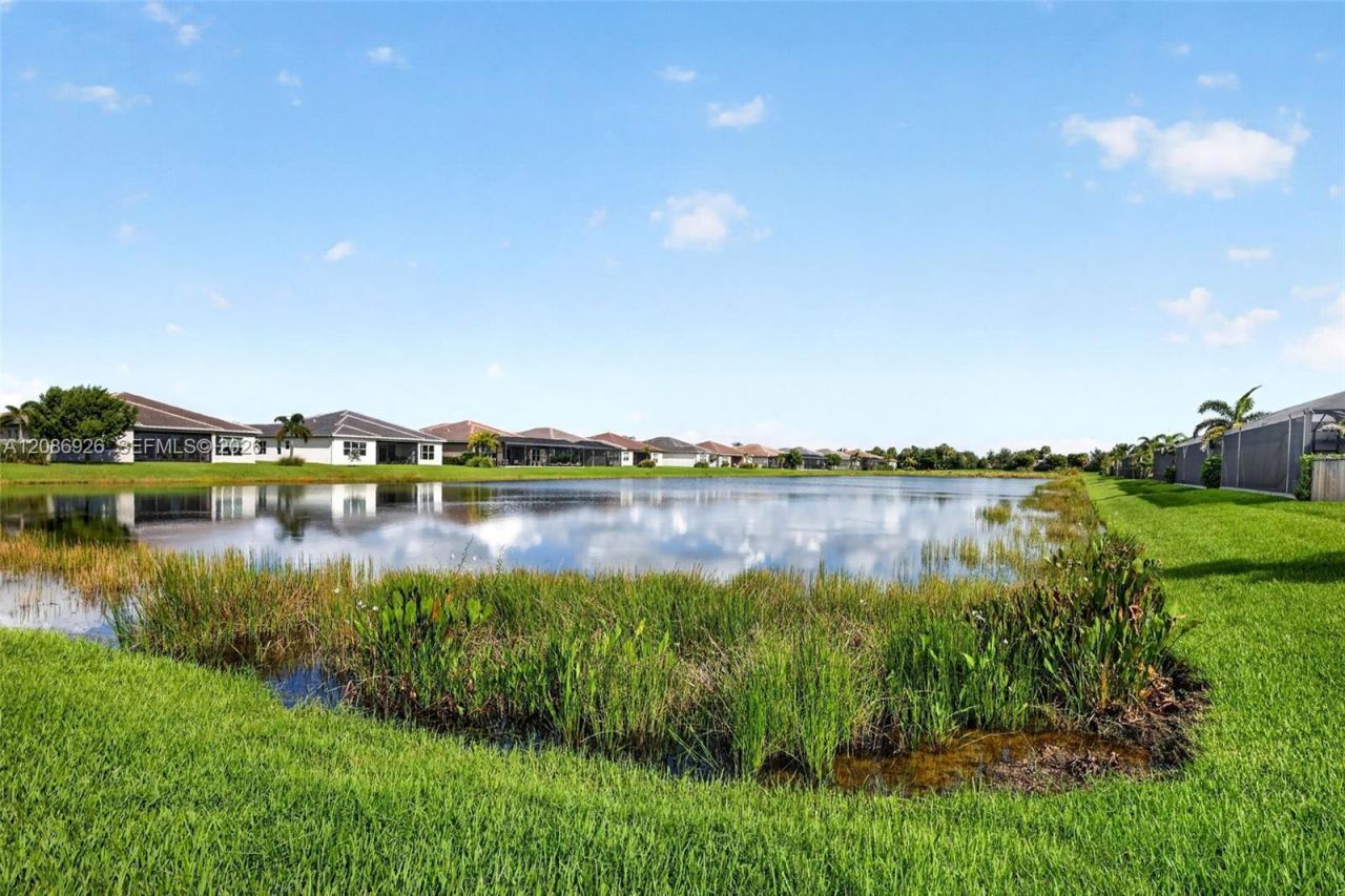 12046 SW Laguna Bay Pkwy, Port Saint Lucie, FL 34987 Photo
