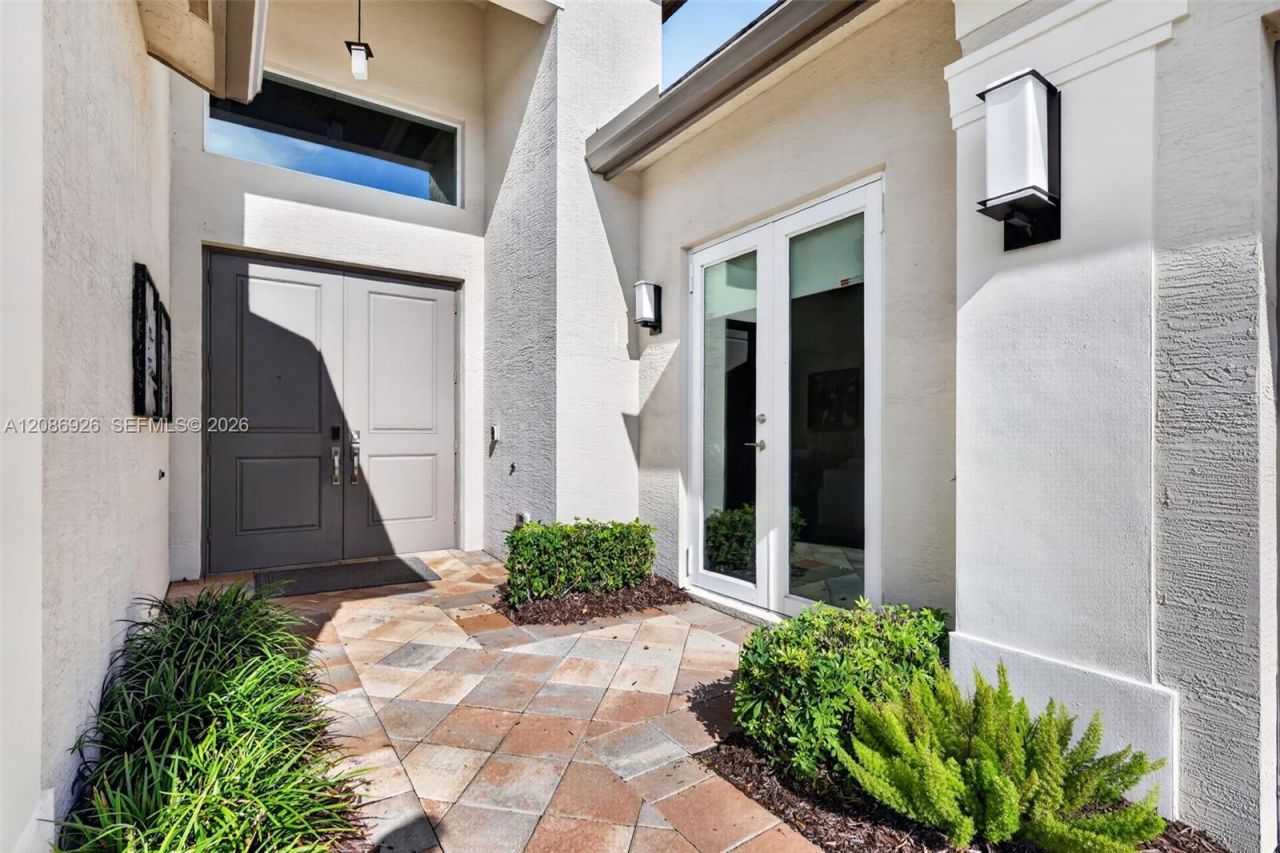 12046 SW Laguna Bay Pkwy, Port Saint Lucie, FL 34987 Photo