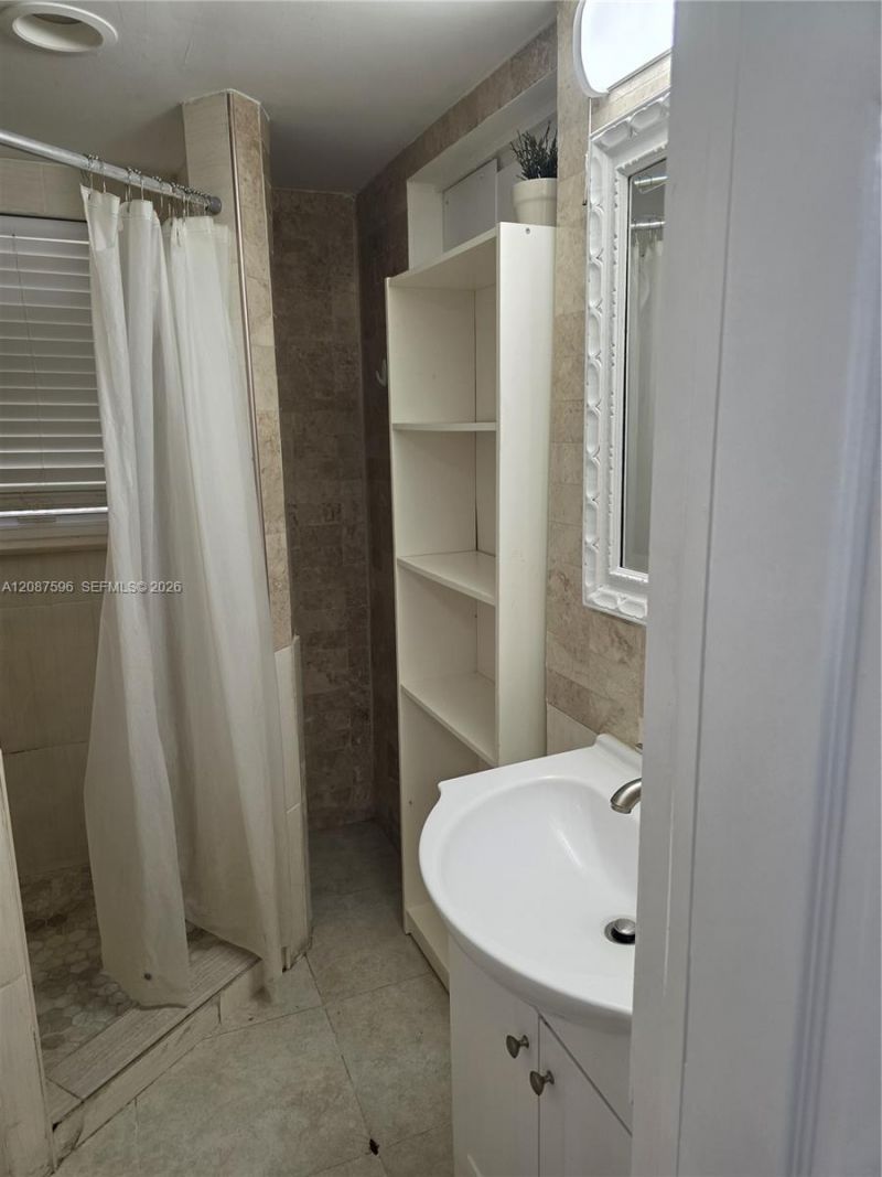 5712 Hollywood Blvd, Unit 1, Hollywood, FL 33021 Photo