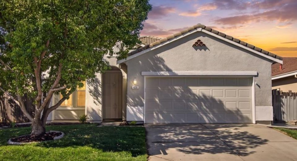 425 Arlingdale Cir, Rio Linda, CA 95673 Photo
