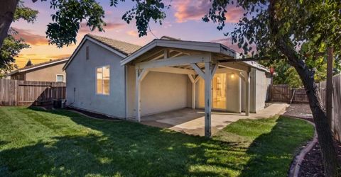 425 Arlingdale Cir, Rio Linda, CA 95673 Photo
