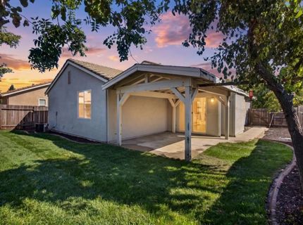 425 Arlingdale Cir, Rio Linda, CA 95673 Photo