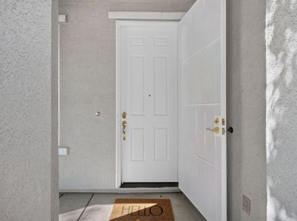 425 Arlingdale Cir, Rio Linda, CA 95673 Photo