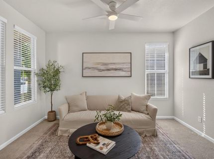 425 Arlingdale Cir, Rio Linda, CA 95673 Photo