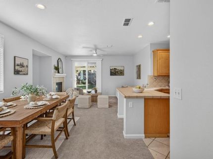 425 Arlingdale Cir, Rio Linda, CA 95673 Photo