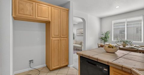 425 Arlingdale Cir, Rio Linda, CA 95673 Photo