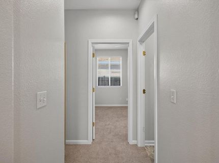 425 Arlingdale Cir, Rio Linda, CA 95673 Photo