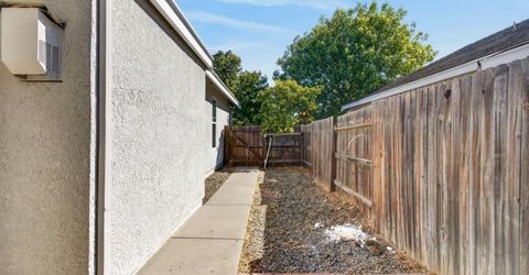 425 Arlingdale Cir, Rio Linda, CA 95673 Photo
