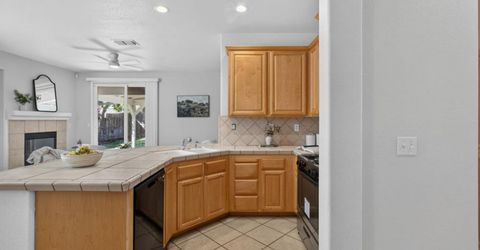 425 Arlingdale Cir, Rio Linda, CA 95673 Photo