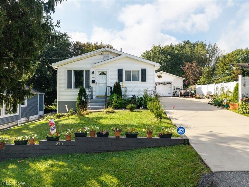 370 Rexford Street, Akron, OH 44314 Photo 1