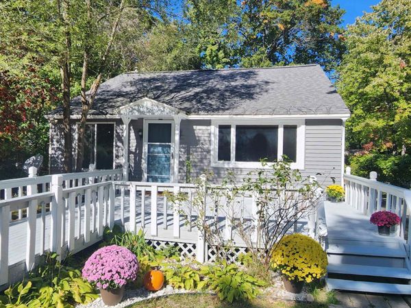 915 Baldwin, Traverse City, MI 49686