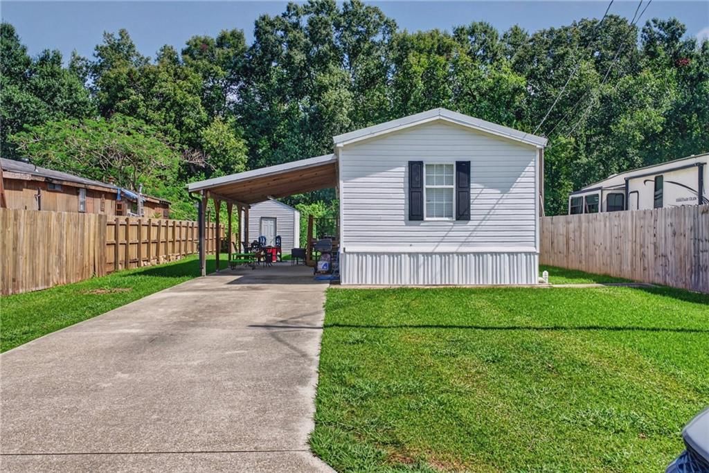 124 CEDAR Drive  Belle Chasse, LA 70037