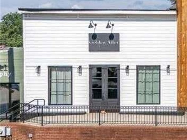 131 Van Wert Street , Buchanan, GA 30113