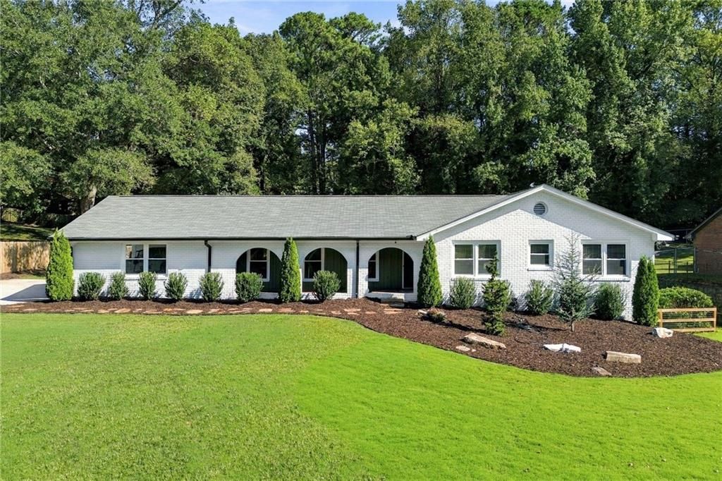 735 Lake Charles Way, Roswell, GA 30075 Main Photo